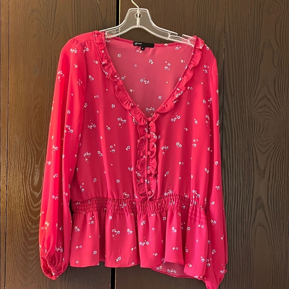 Gibson long sleeved dark pink top with tiny floral. Size Medium.
